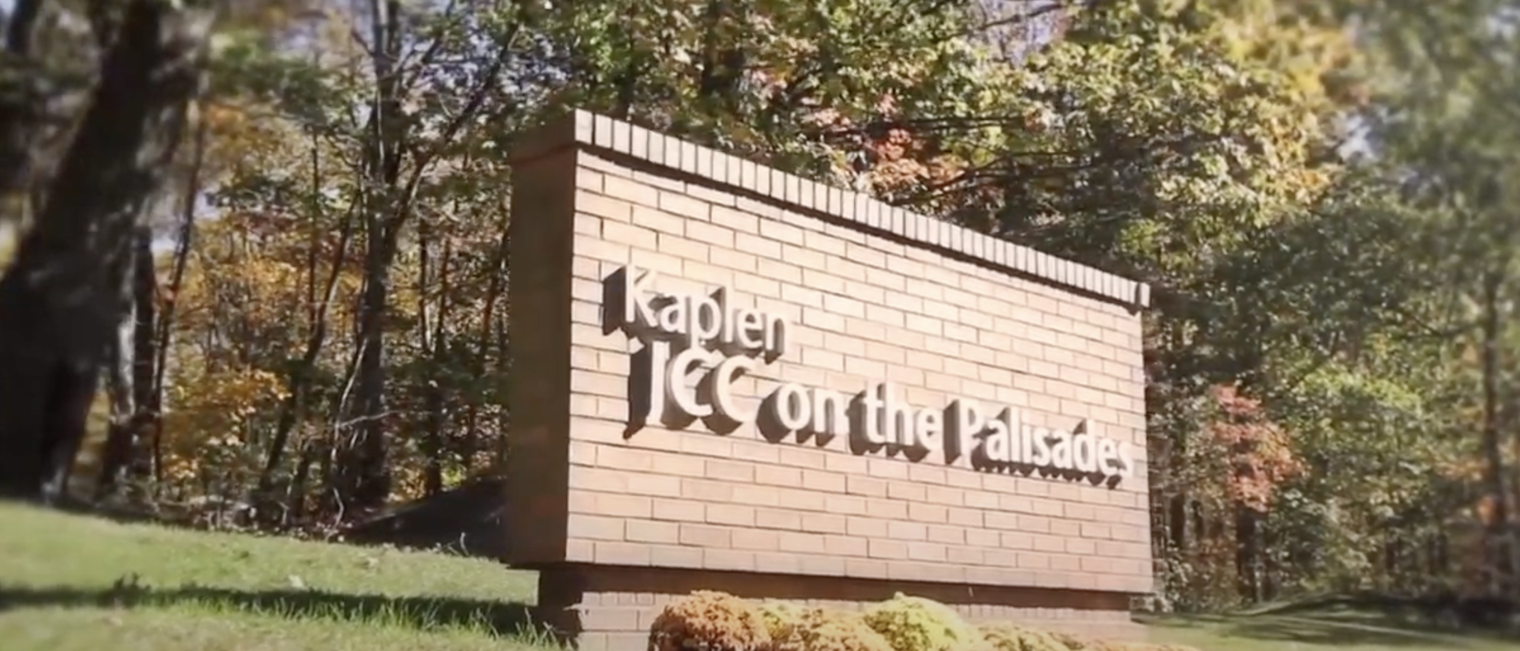 Outdoor sign "Kaplan JCC".