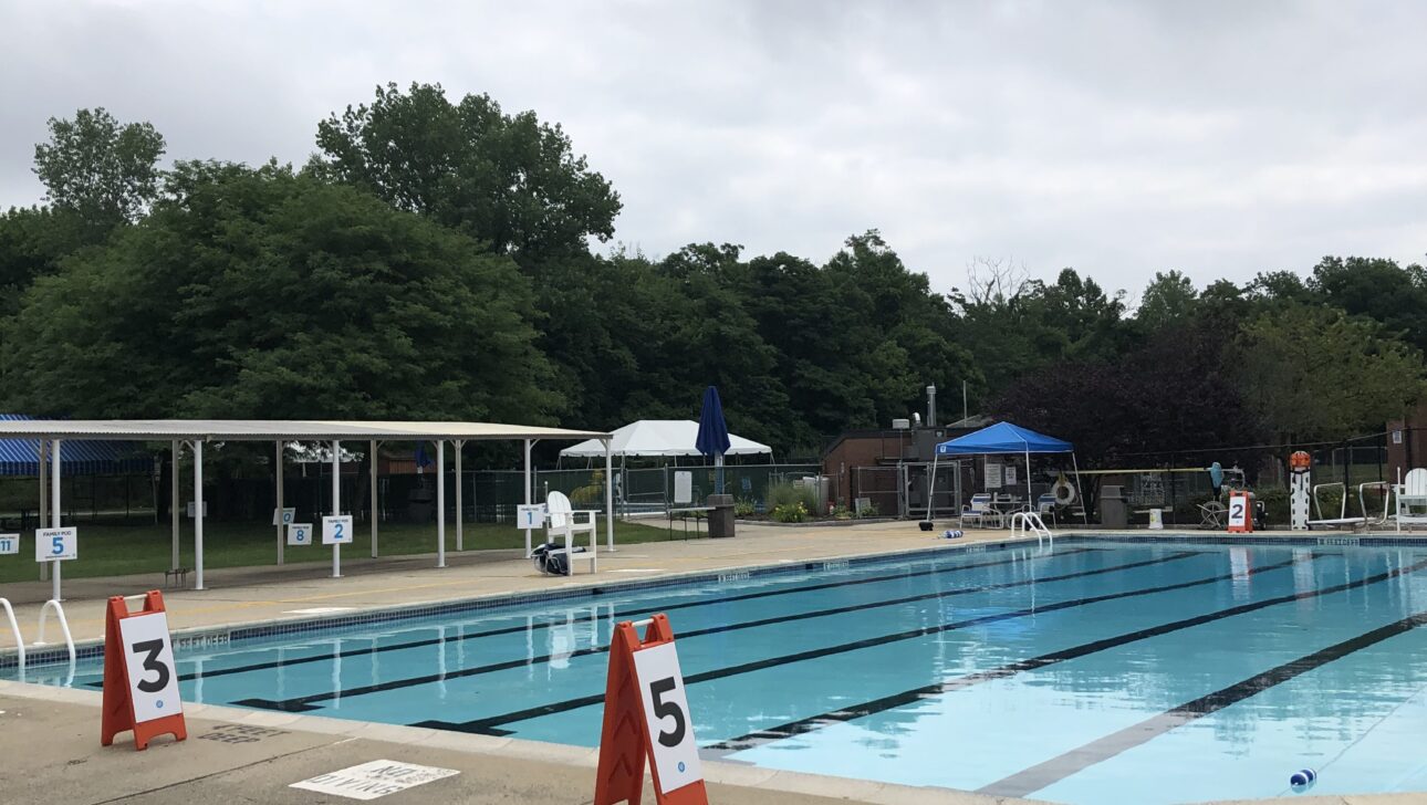 outdoor empty pool area.